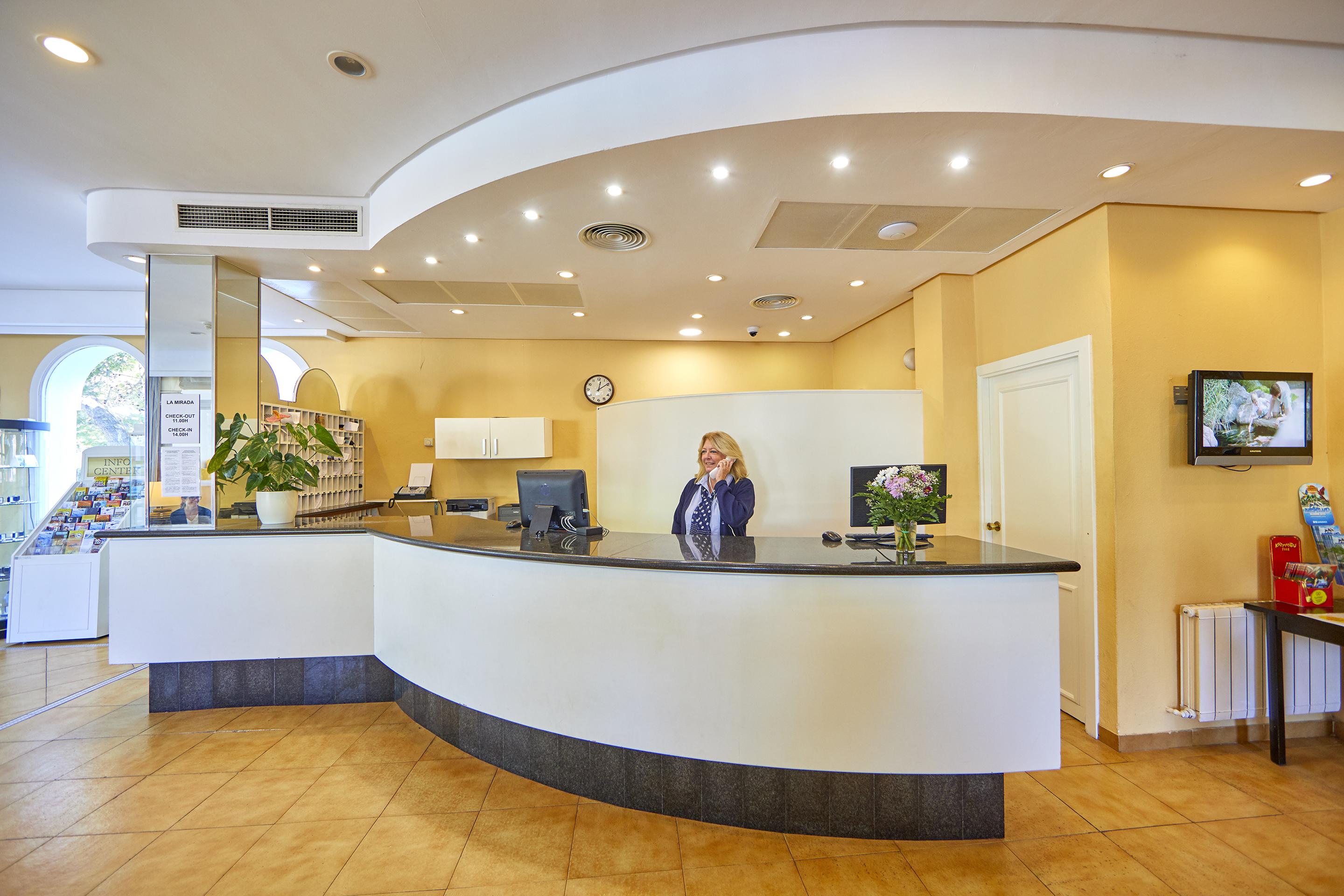 Gavimar La Mirada Hotel And Apartments กาลาดอร์ ภายนอก รูปภาพ